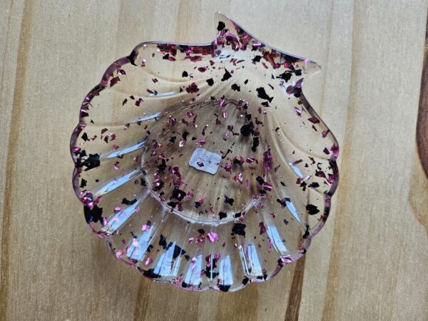 vide poche coquillage feuille rose et noire en résine epoxy