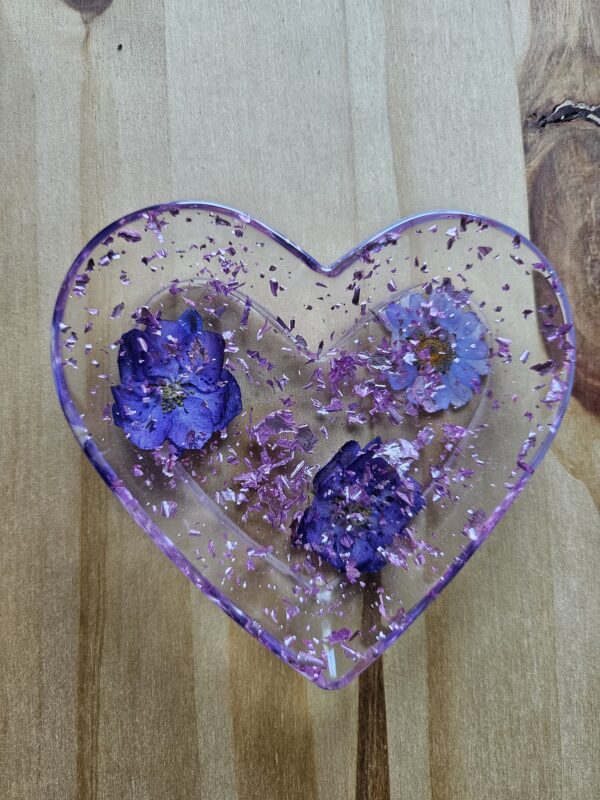 vide poche coeur fleur violette feuille violette en résine epoxy