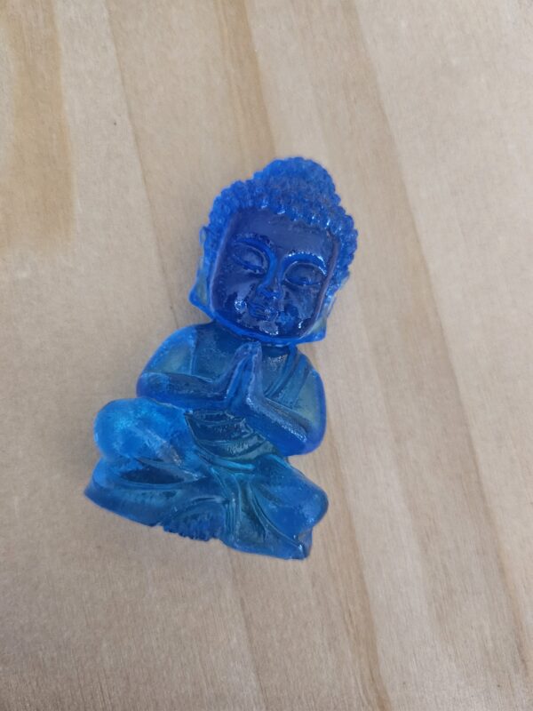 figurine bouddha en résine epoxy