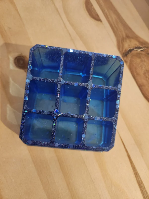 Rangement rouge à lèvre bleue pailletté en résine epoxy