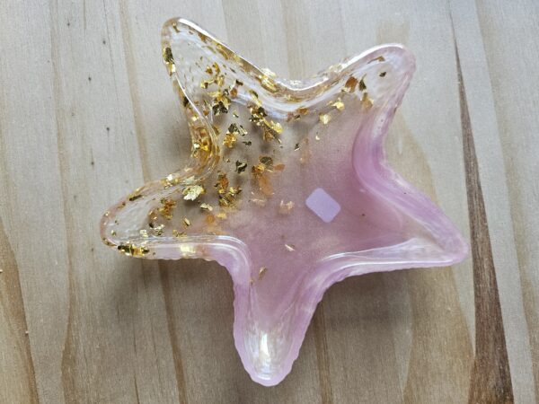 vide poche etoile de mer rose feuille d'or en résine epoxy