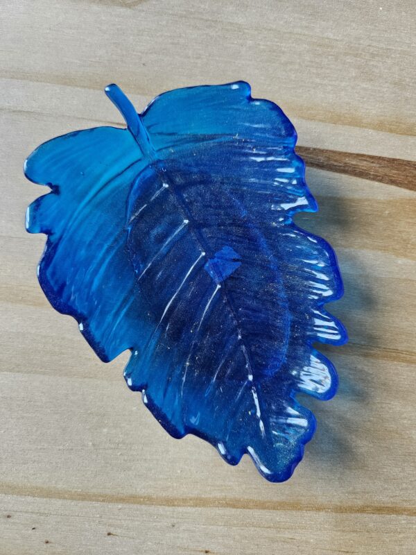 vide poche feuille bleue en résine epoxy